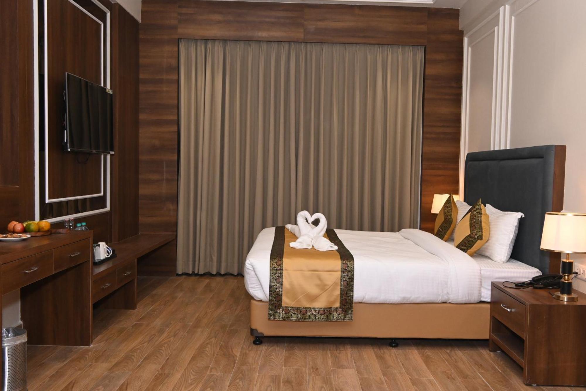 The Rising Banaras Hotel 3*